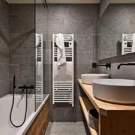 Les 3 Ours By Leavetown Vacations Les Deux Alpes